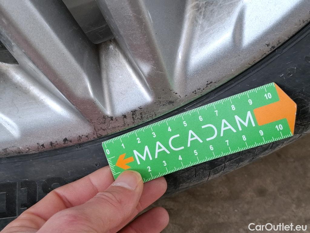  Hyundai  Konna Kona / 2020 / 5P / SUV 1.0 T-GDI 120 MHEV 48V BUSINESS / TRANSFO VP/VF #10