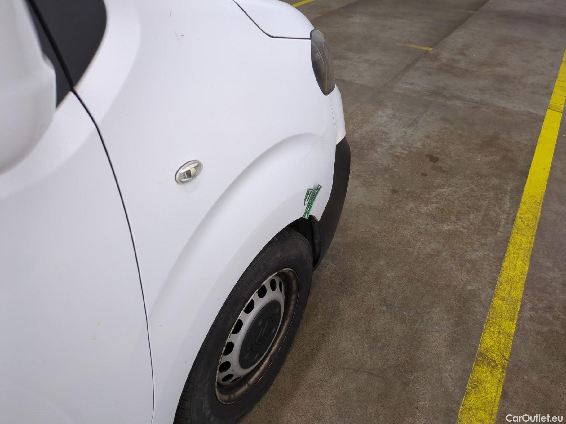  Citroen  Jumpy  Fourgon Business M 1.6 BlueHDi 95CV BVM5 E6 #30