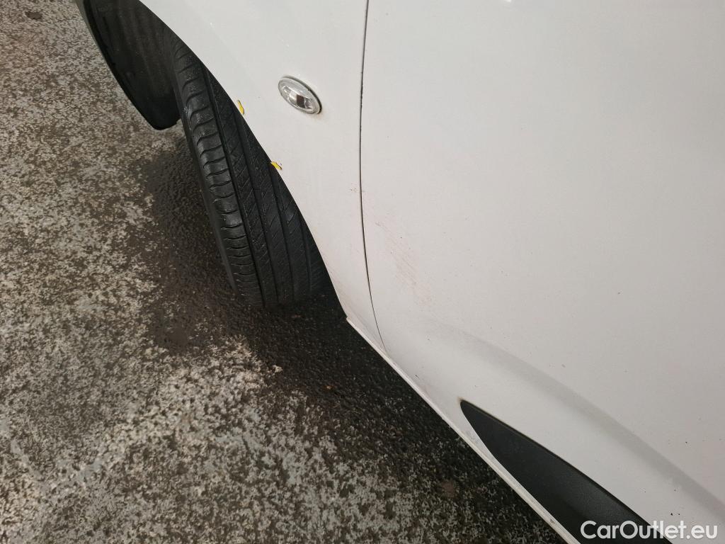  Citroen  Berlingo  Fourgon Club M 650 1.5 BlueHDi 75CV BVM5 E6dT #32