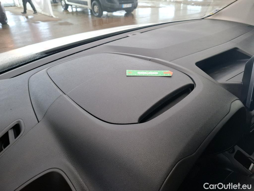  Citroen  Berlingo  Fourgon Club M 650 1.5 BlueHDi 100CV BVM5 E6dT #40