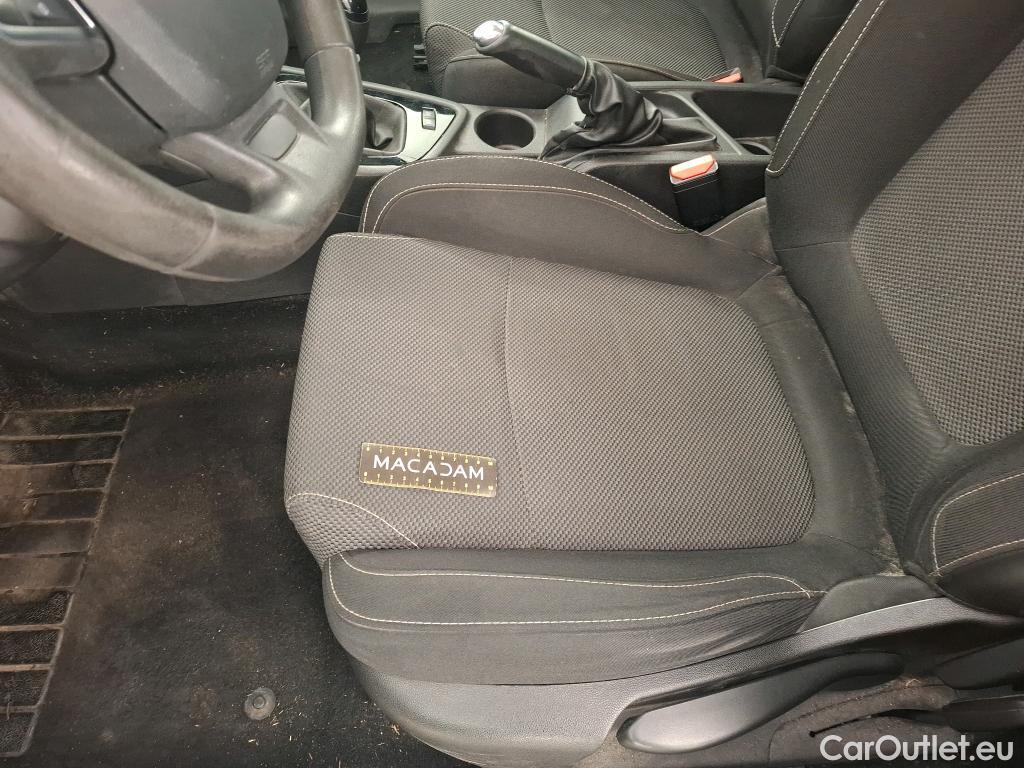  Renault  Megane  IV Berline 5pt. Société Air 1.5 dCi 90CV BVM6 E6 #83