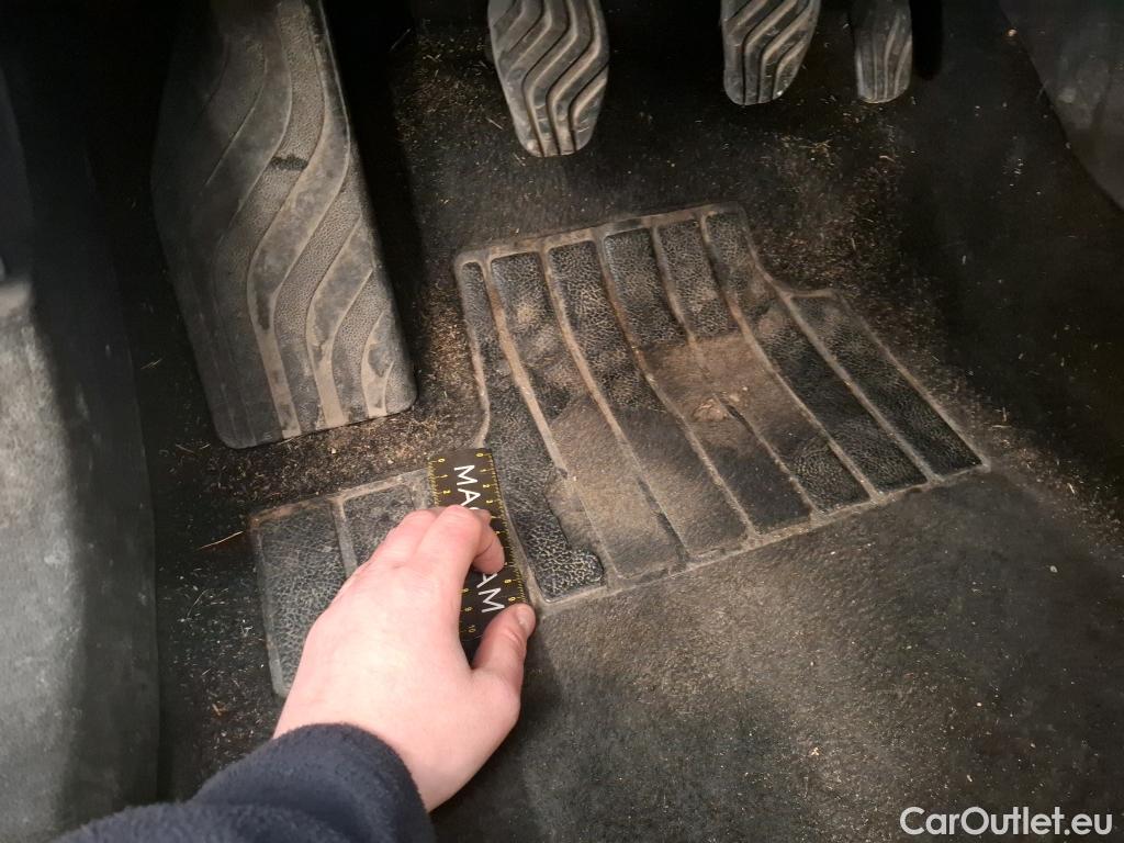  Renault  Megane  IV Berline 5pt. Société Air 1.5 dCi 90CV BVM6 E6 #12