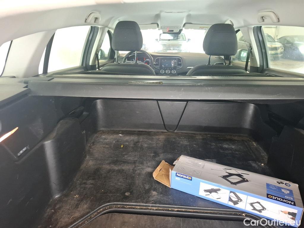  Renault  Megane  IV Estate Business 1.5 dCi 115CV BVA7 E6d / TRANSFO VP/VF #44