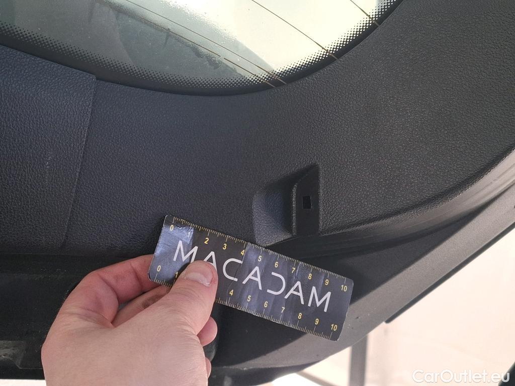  Renault  Megane  IV Berline 5pt. Société Air 1.5 dCi 90CV BVM6 E6 #82