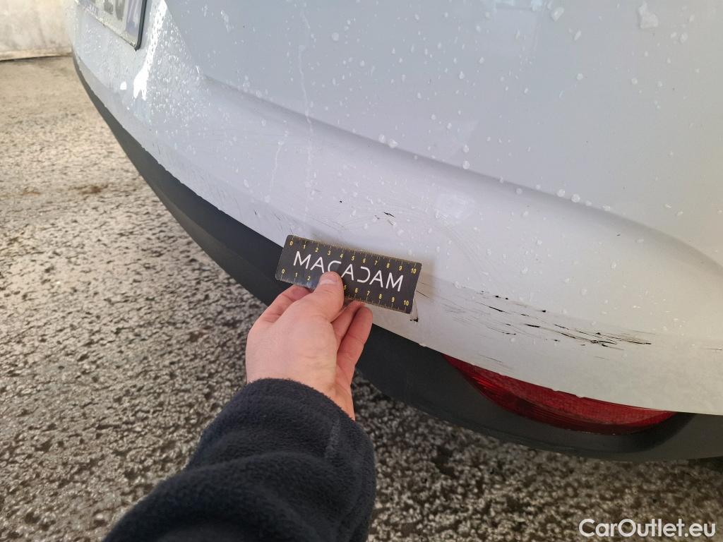  Renault  Megane  IV Berline 5pt. Société Air 1.5 dCi 90CV BVM6 E6 #34