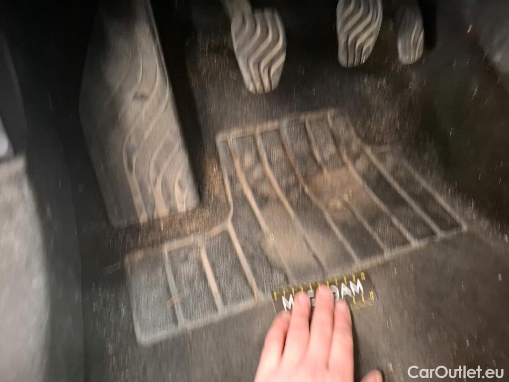  Renault  Megane  IV Berline 5pt. Société Air 1.5 dCi 90CV BVM6 E6 #11