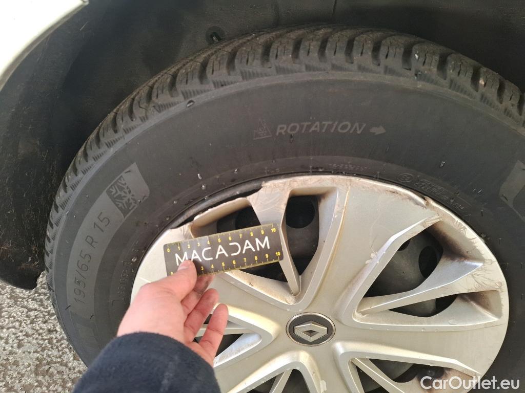  Renault  Megane  IV Berline 5pt. Société Air 1.5 dCi 90CV BVM6 E6 #73