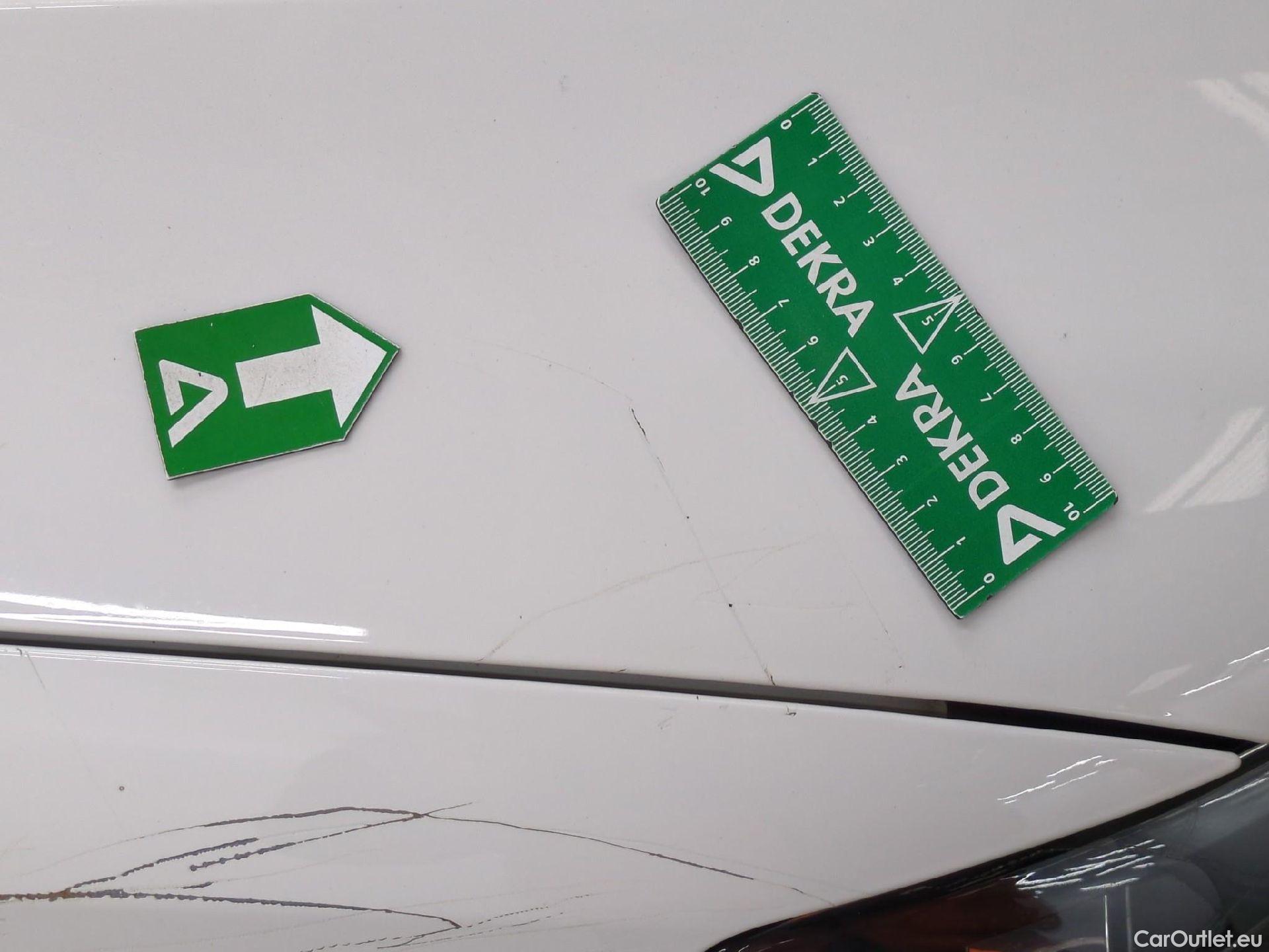  Volkswagen  Caddy VOLKSWAGEN  Van VU 4p Fourgonnette 2.0 TDI 122 4MOTION Business Line #43