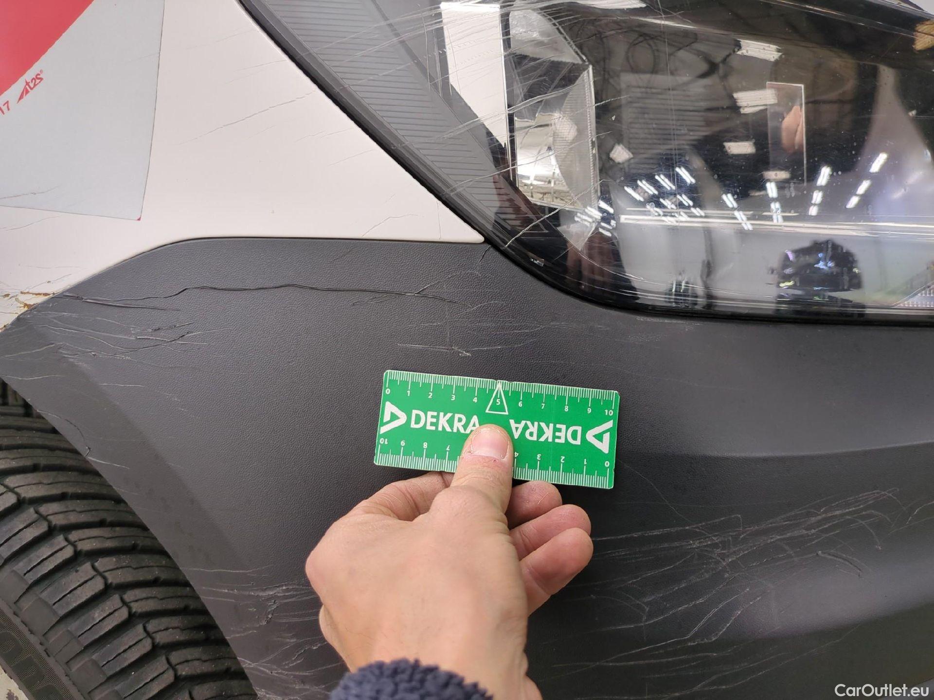  Volkswagen  Caddy VOLKSWAGEN  Van VU 4p Fourgonnette 2.0 TDI 122 4MOTION Business Line #31