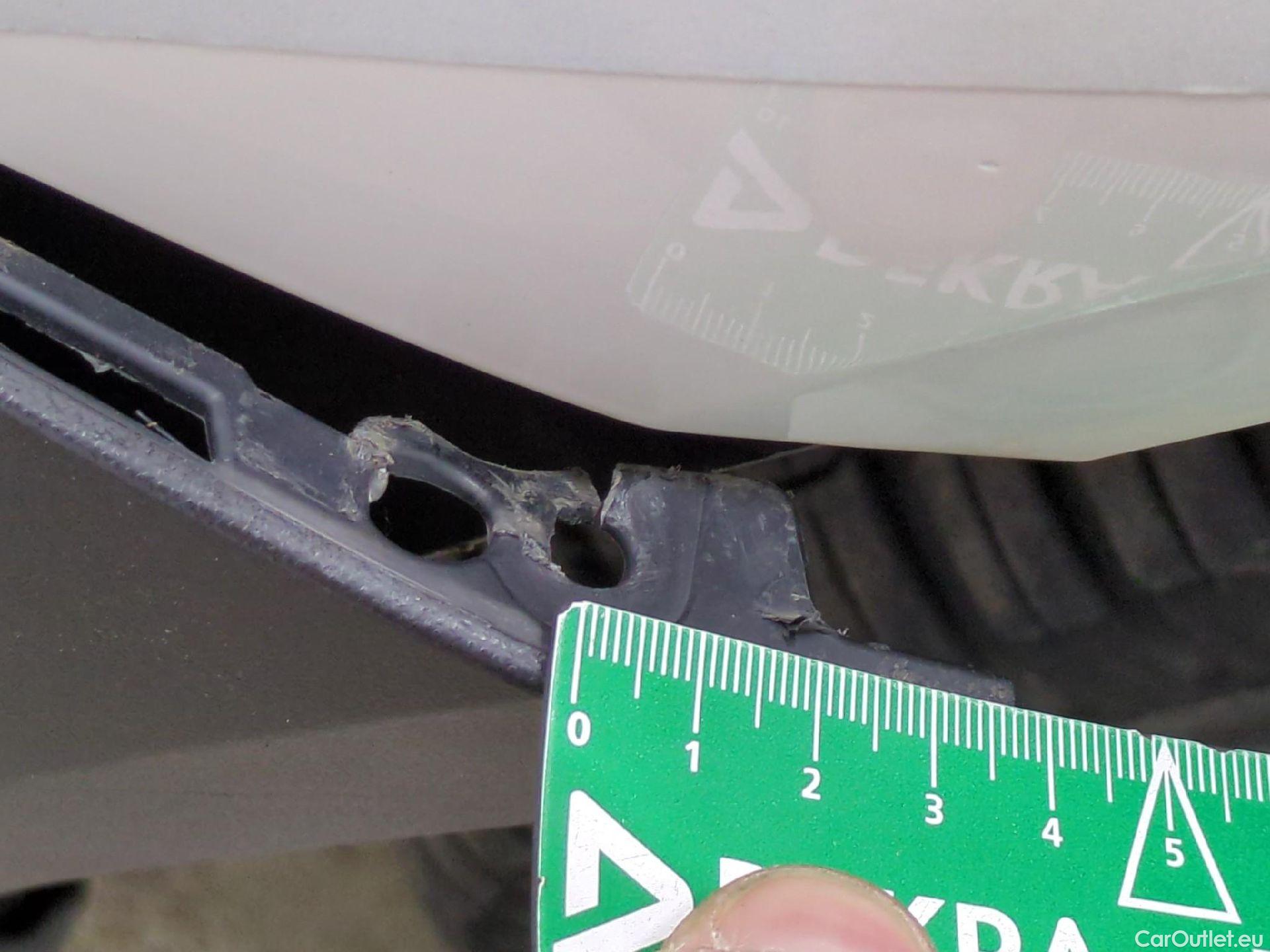  Volkswagen  Caddy VOLKSWAGEN  Van VU 4p Fourgonnette 2.0 TDI 122 4MOTION Business Line #30