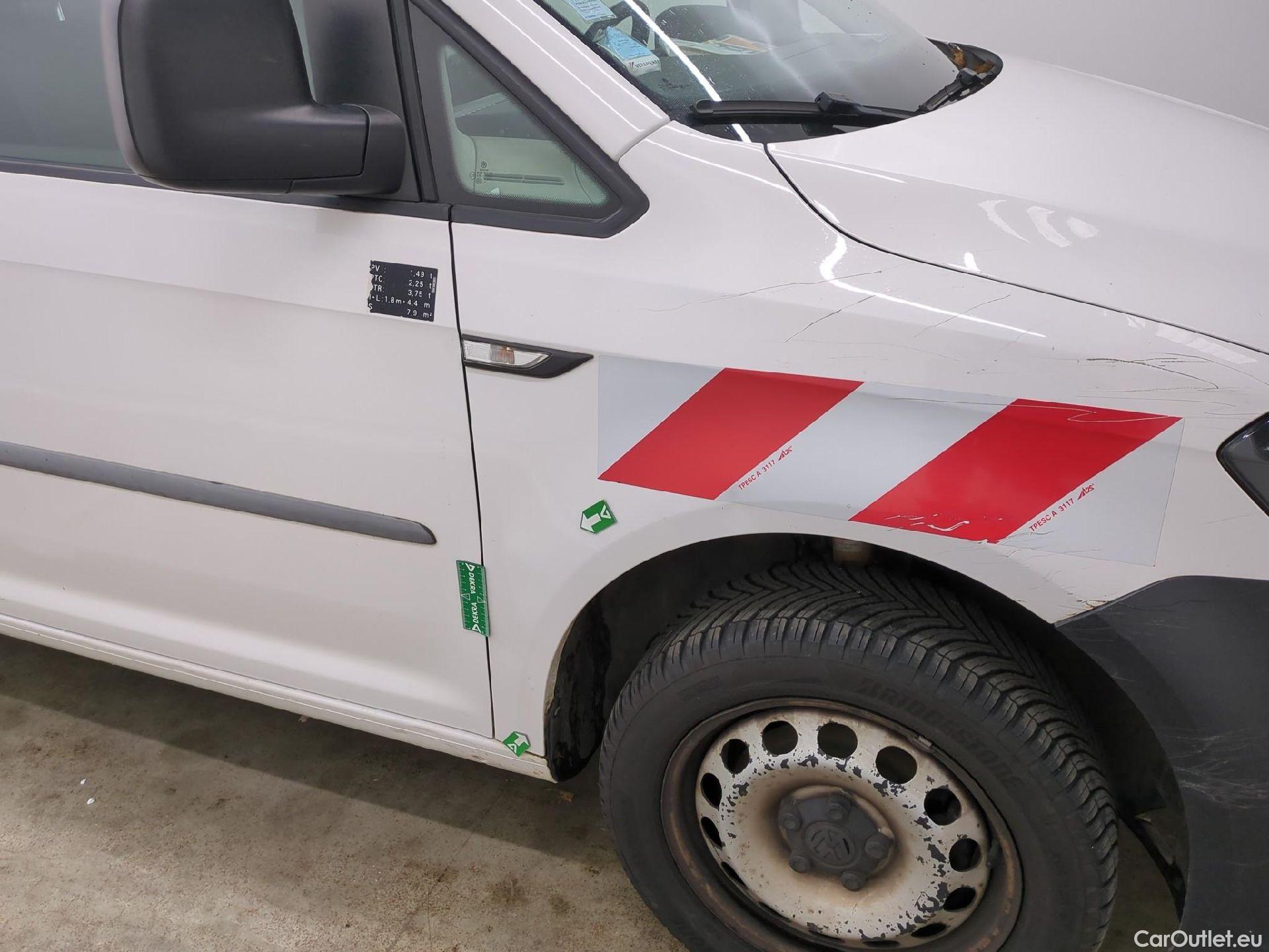  Volkswagen  Caddy VOLKSWAGEN  Van VU 4p Fourgonnette 2.0 TDI 122 4MOTION Business Line #72