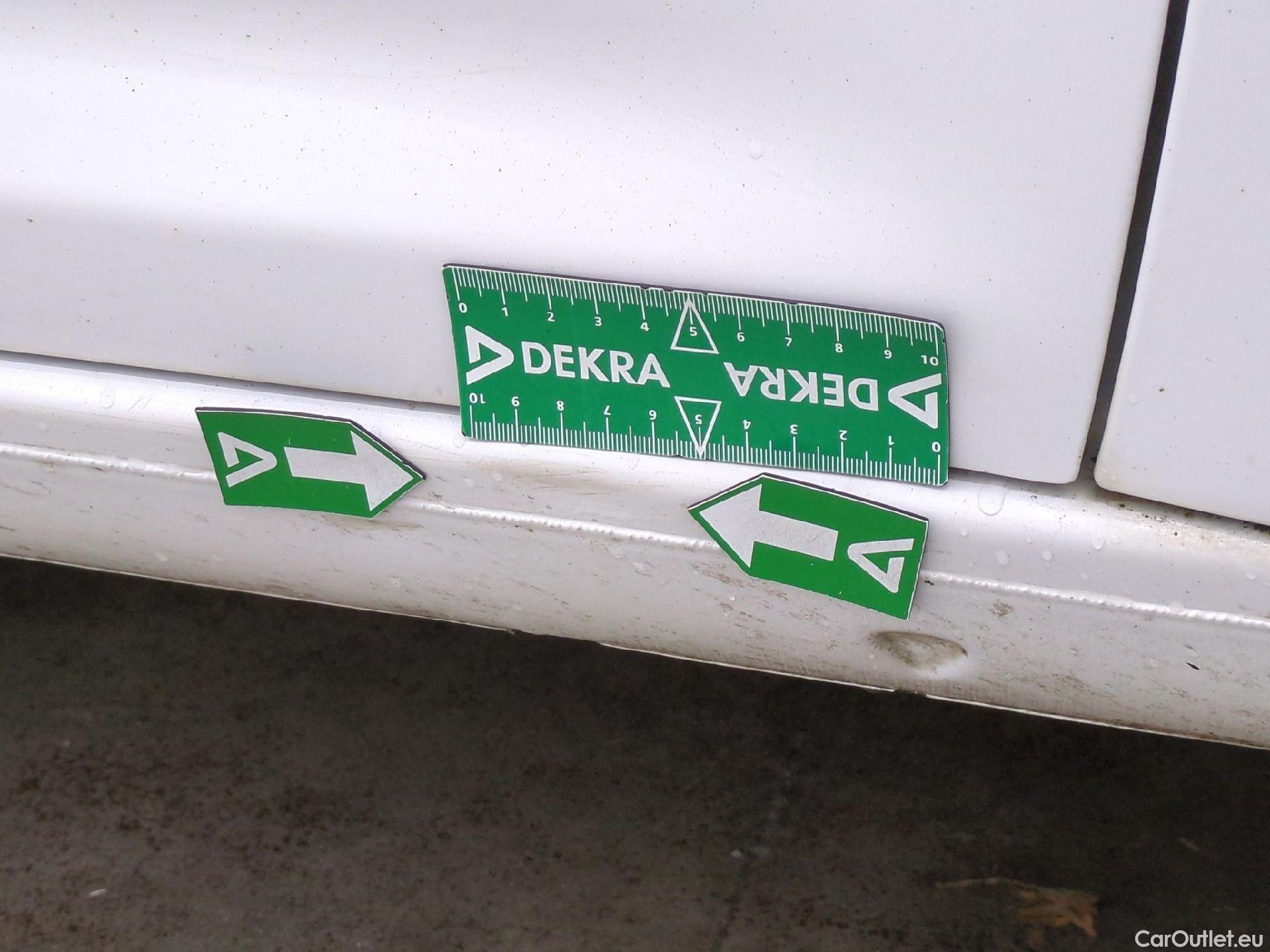  Volkswagen  Caddy VOLKSWAGEN  Van VU 4p Fourgonnette 2.0 TDI 122 4MOTION Business Line #75