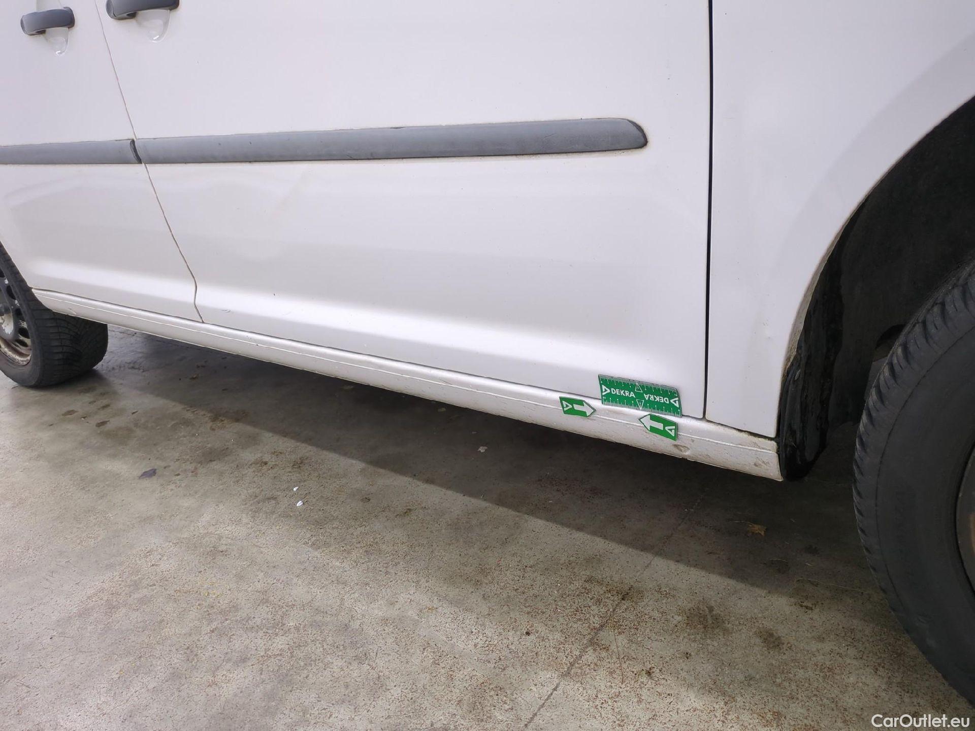  Volkswagen  Caddy VOLKSWAGEN  Van VU 4p Fourgonnette 2.0 TDI 122 4MOTION Business Line #77