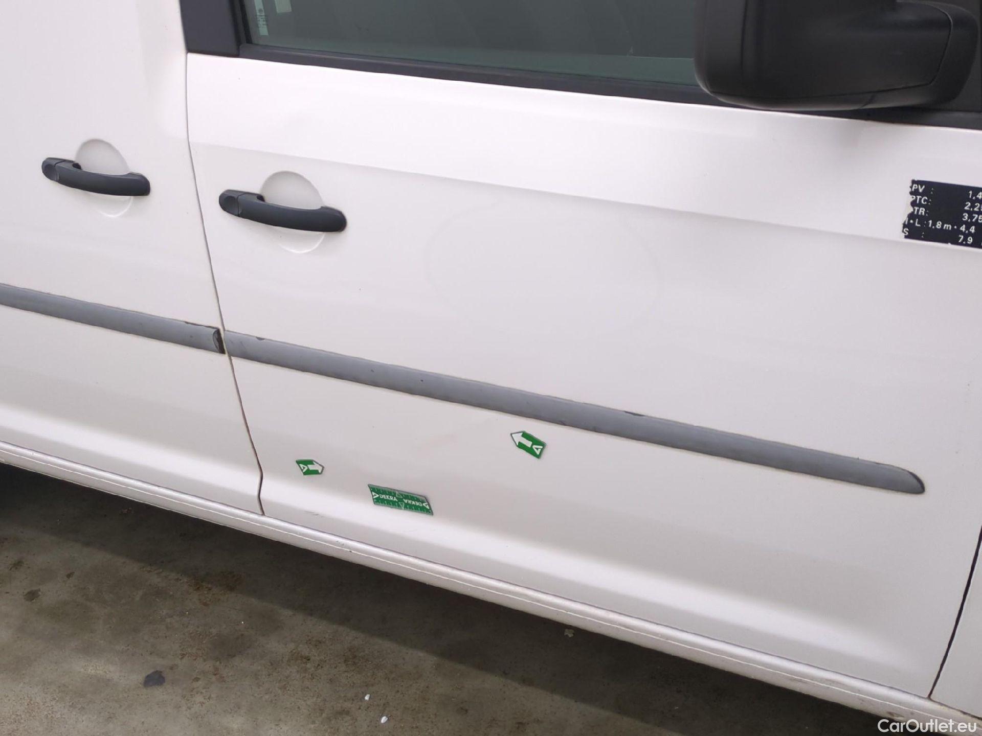  Volkswagen  Caddy VOLKSWAGEN  Van VU 4p Fourgonnette 2.0 TDI 122 4MOTION Business Line #68