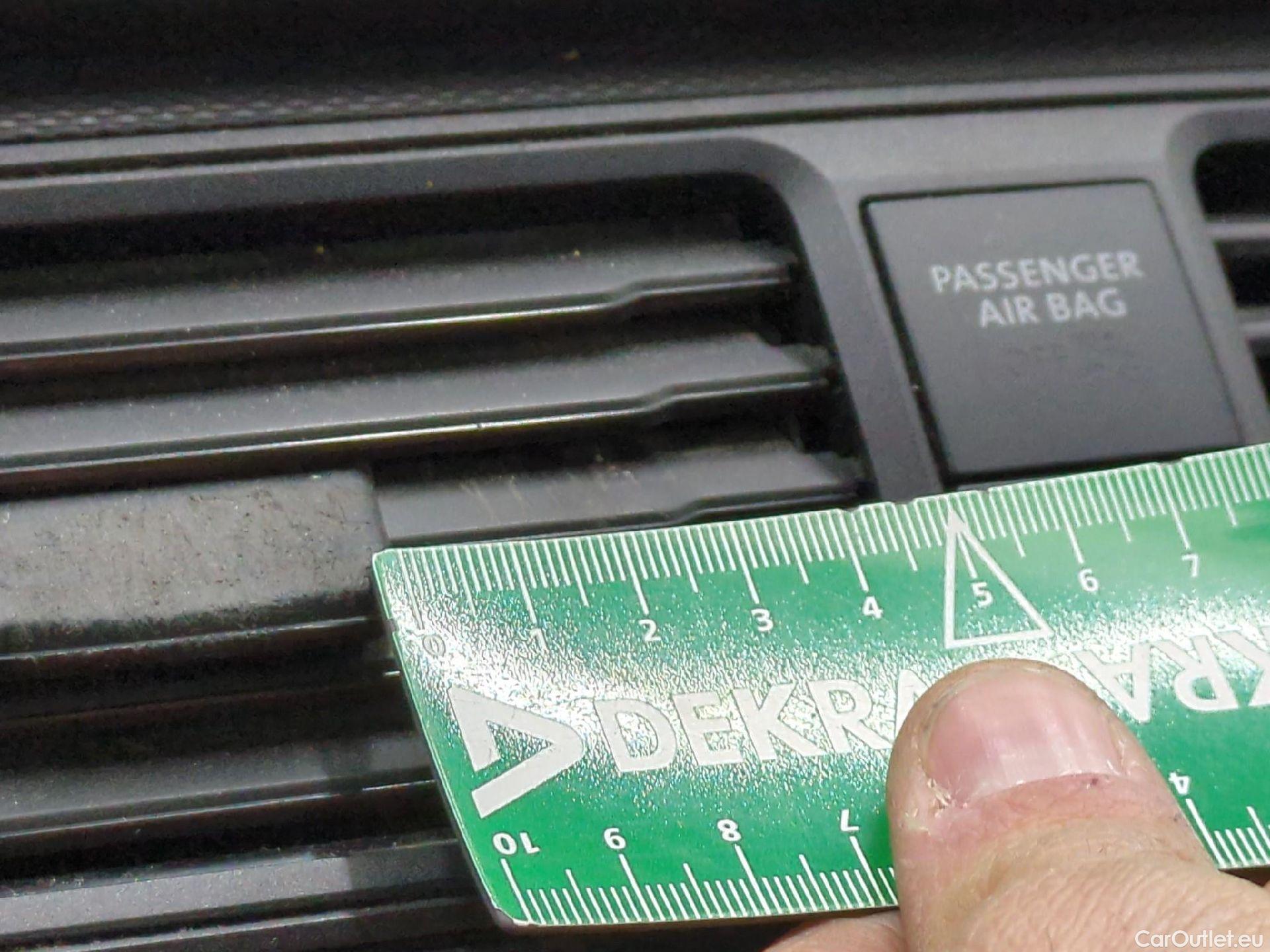  Volkswagen  Caddy VOLKSWAGEN  Van VU 4p Fourgonnette 2.0 TDI 122 4MOTION Business Line #4