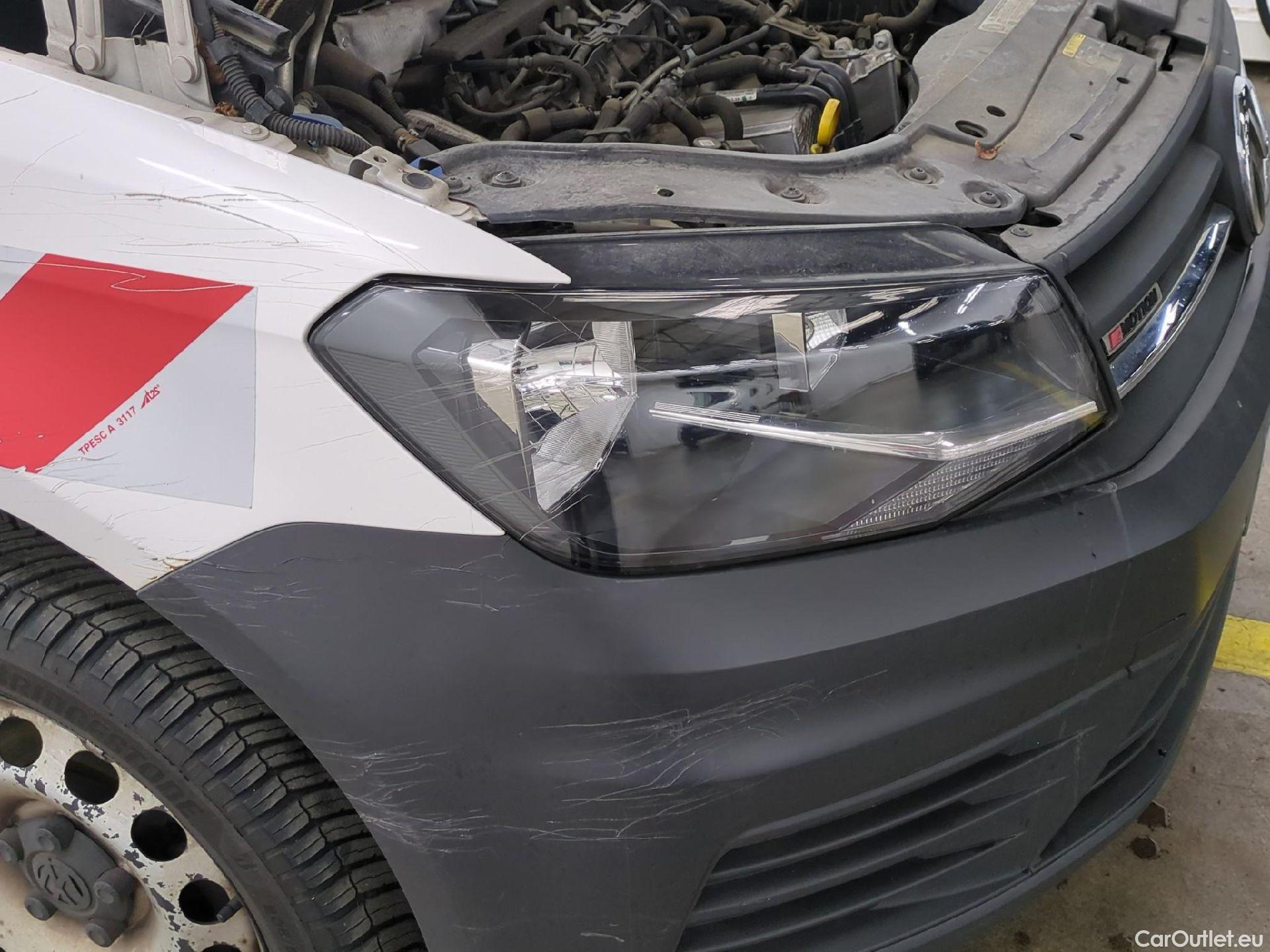  Volkswagen  Caddy VOLKSWAGEN  Van VU 4p Fourgonnette 2.0 TDI 122 4MOTION Business Line #34