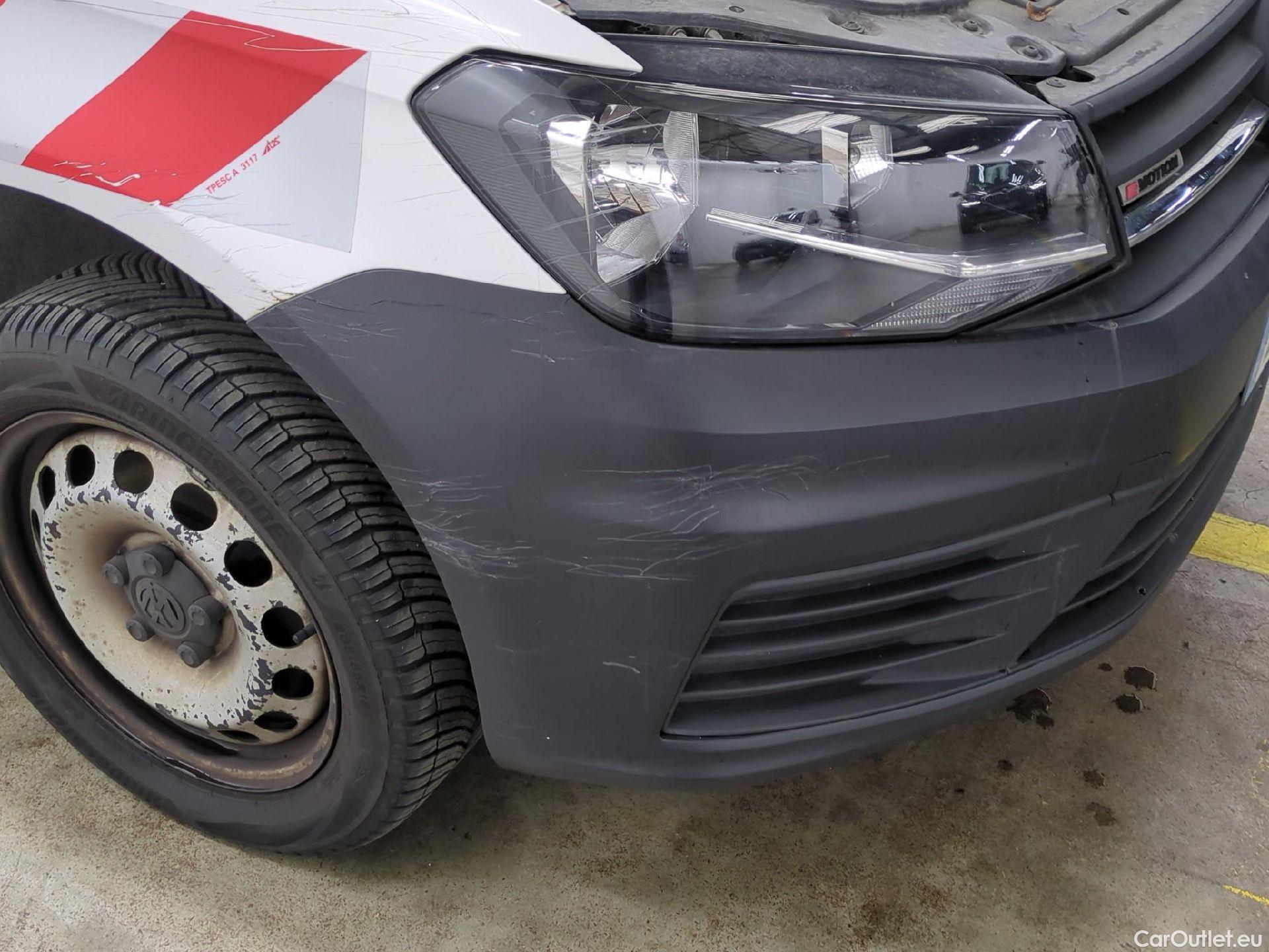  Volkswagen  Caddy VOLKSWAGEN  Van VU 4p Fourgonnette 2.0 TDI 122 4MOTION Business Line #26