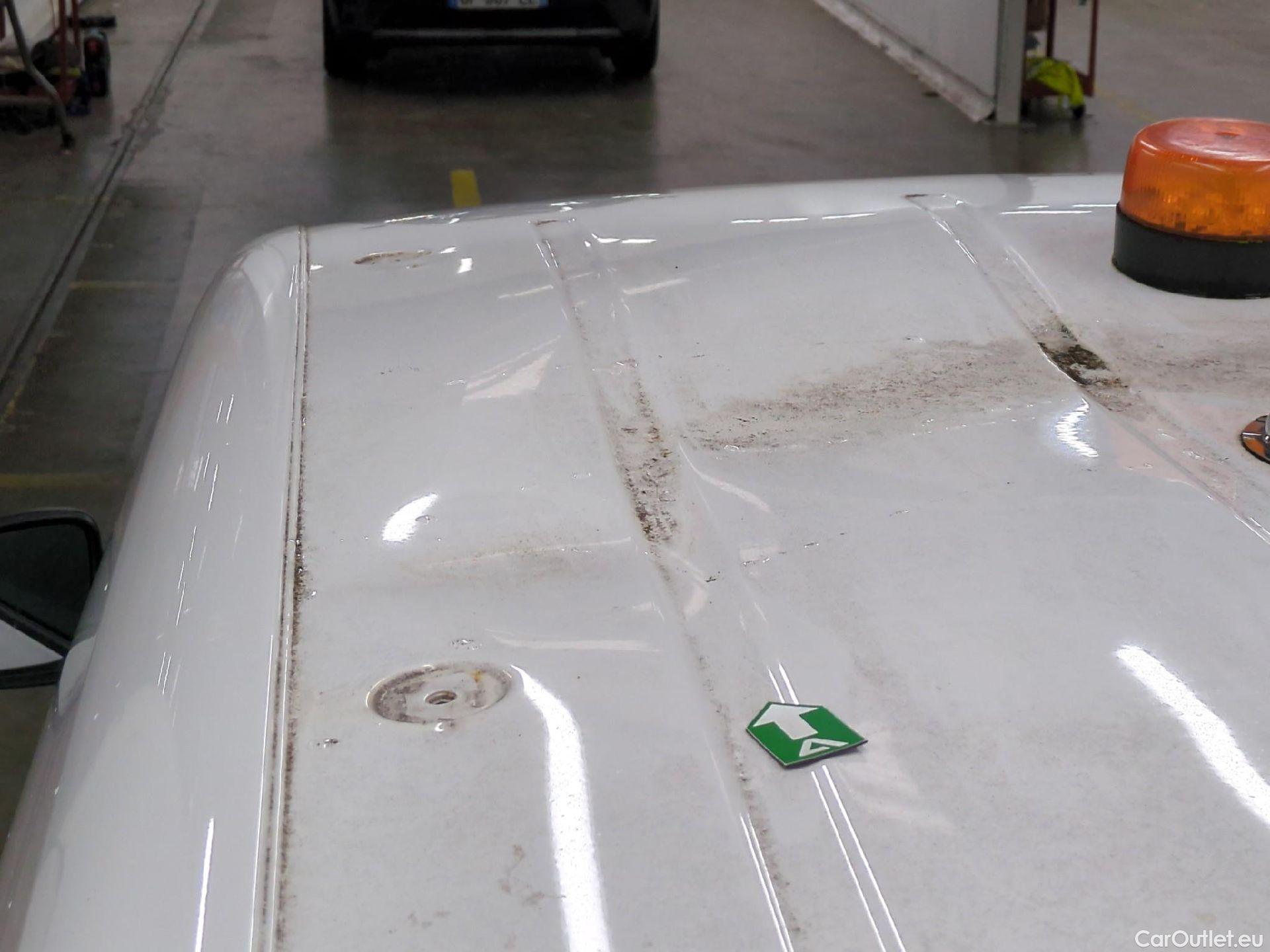  Volkswagen  Caddy VOLKSWAGEN  Van VU 4p Fourgonnette 2.0 TDI 122 4MOTION Business Line #50