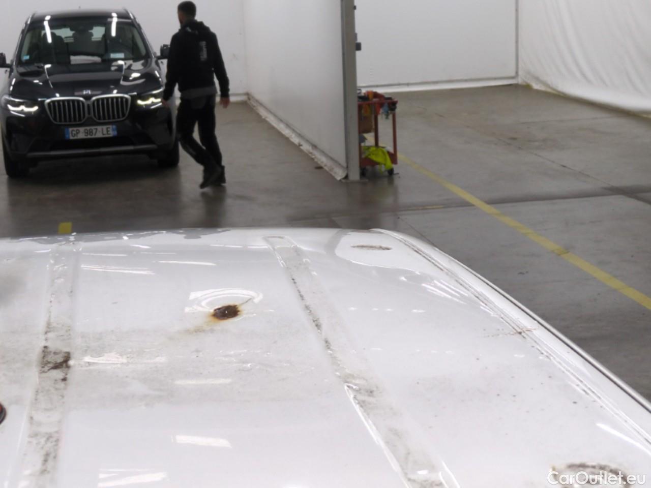  Volkswagen  Caddy VOLKSWAGEN  Van VU 4p Fourgonnette 2.0 TDI 122 4MOTION Business Line #53