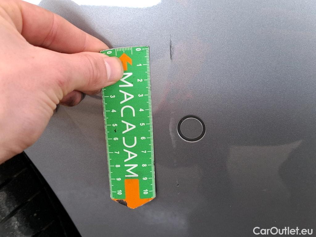  Bmw  Serie 1 BMW Série 1 / 2019 / 5P / Berline 116i DKG7 Business Design #7