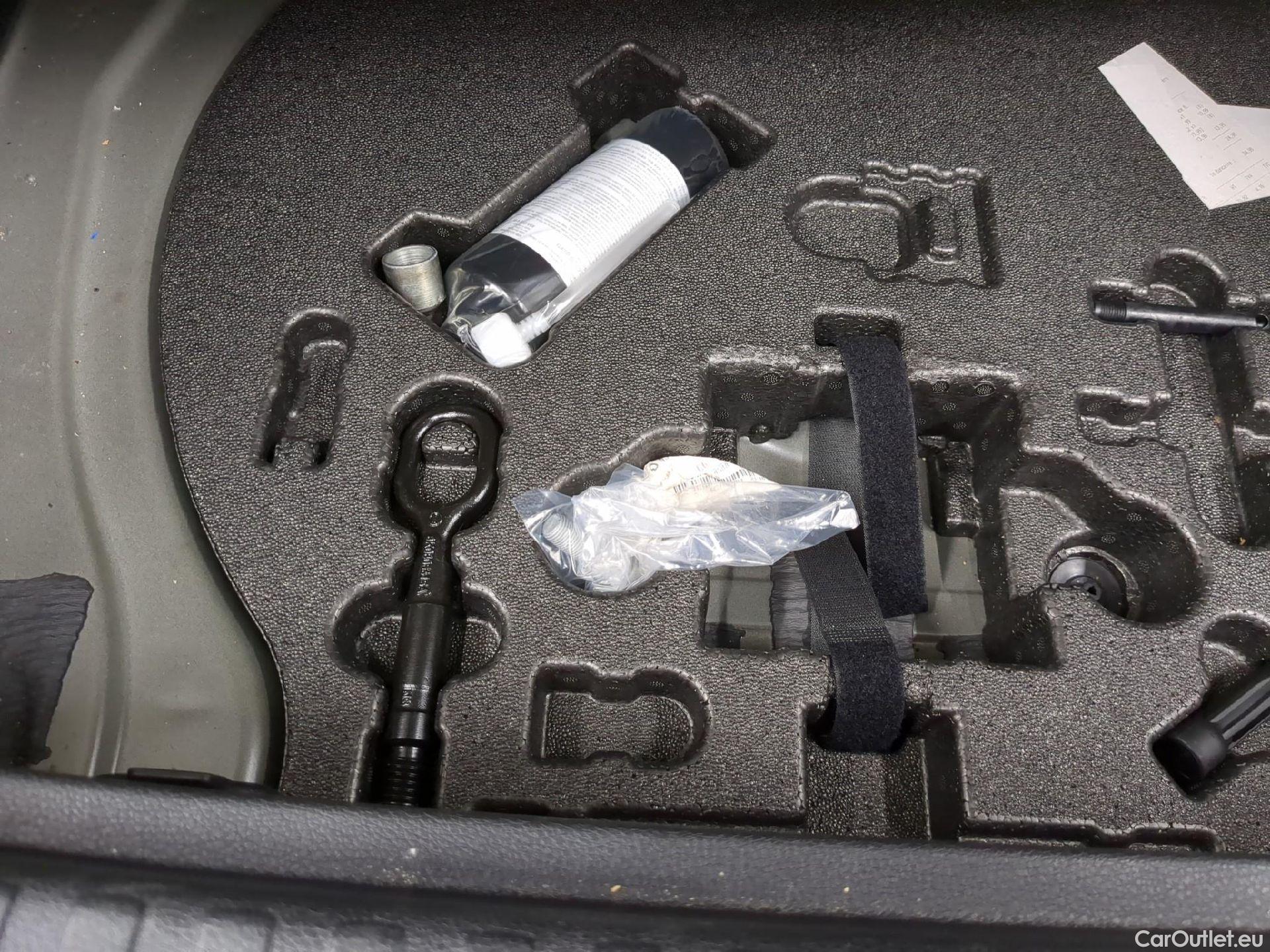  Audi  Q3  35 TDI Business Line 2.0 TDI 150CV BVA7 E6dT #1