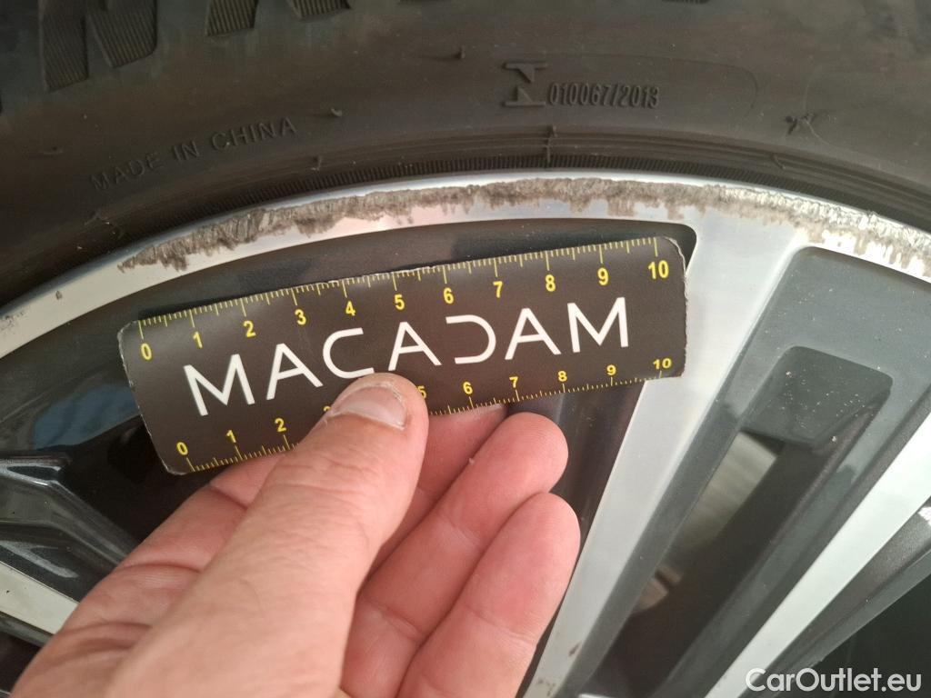  Bmw  Serie 1 BMW Série 1 / 2019 / 5P / Berline 116i Business Design / VO RECONDITIONNE - PHOTOS AVANT RECONDITIONNEMENT #2