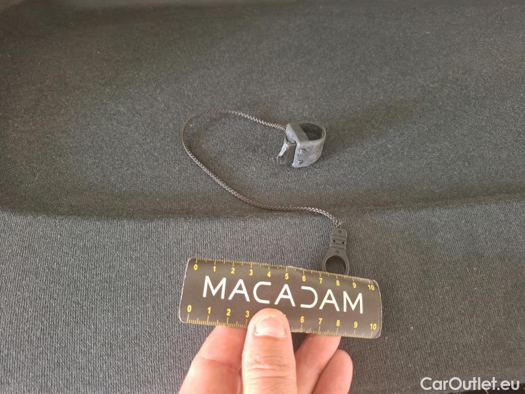  Bmw  Serie 1 BMW Série 1 / 2019 / 5P / Berline 116i Business Design / VO RECONDITIONNE - PHOTOS AVANT RECONDITIONNEMENT #21