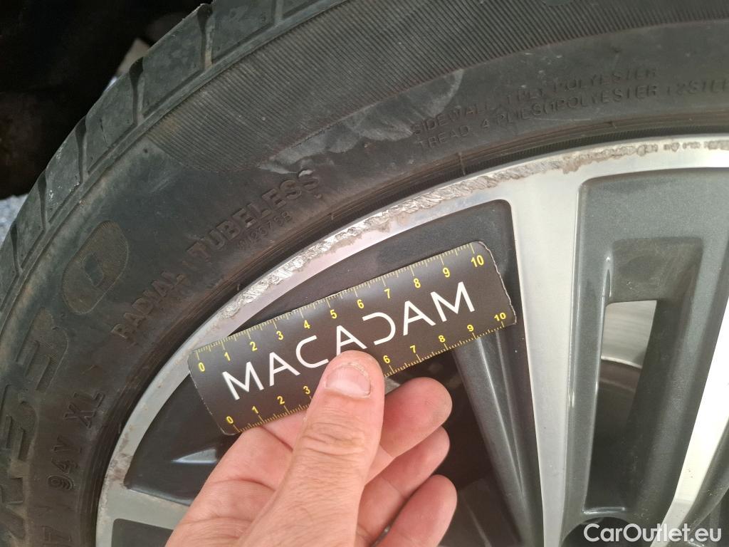  Bmw  Serie 1 BMW Série 1 / 2019 / 5P / Berline 116i Business Design / VO RECONDITIONNE - PHOTOS AVANT RECONDITIONNEMENT #11