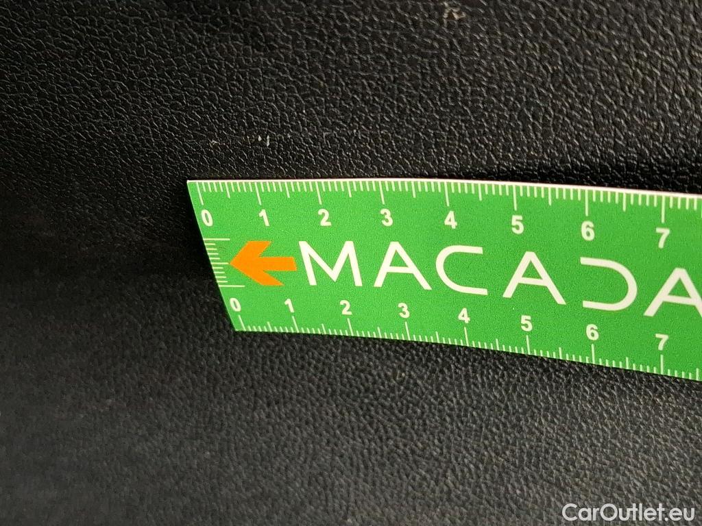  Ford  Kuga FORD  / 2019 / 5P / SUV 2.5 Dur 225 hybrid PHEV Pshift Titanium #89