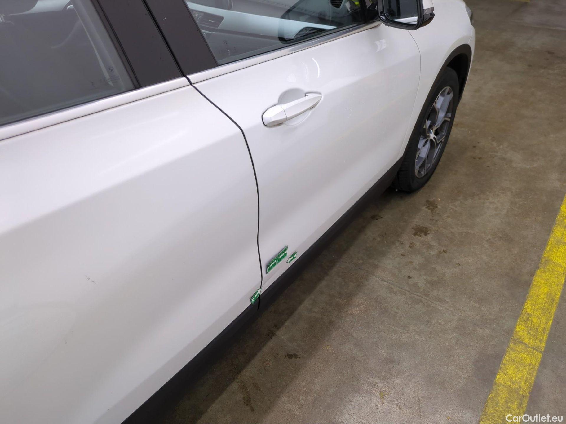  Bmw  X2 Série  sDrive 18i Lounge 1.5 135CV BVA7 E6d #17