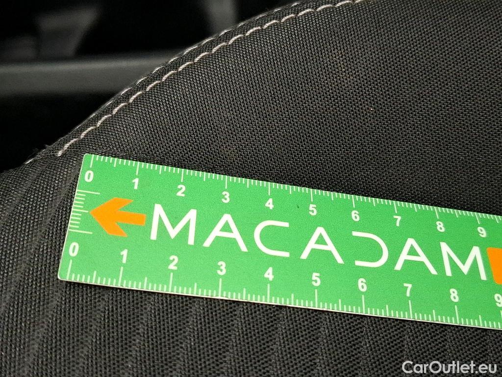  Ford  Kuga FORD  / 2019 / 5P / SUV 2.5 Dur 225 hybrid PHEV Pshift Titanium #108