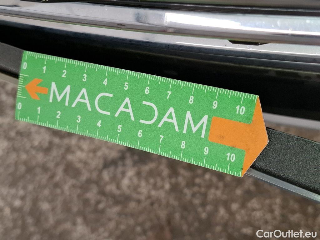  Ford  Kuga FORD  / 2019 / 5P / SUV 2.5 Dur 225 hybrid PHEV Pshift Titanium #101