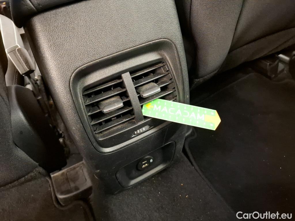  Ford  Kuga FORD  / 2019 / 5P / SUV 2.5 Dur 225 hybrid PHEV Pshift Titanium #85