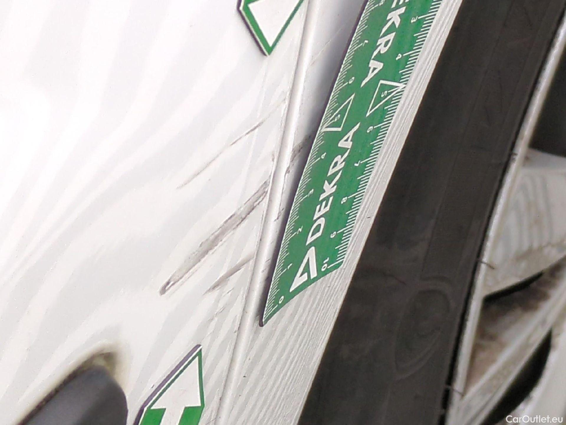  Citroen  Jumpy CITROEN  Multispace 4p Combi L1H1 HDi 125 BVM6 Confort 8/9 places #43