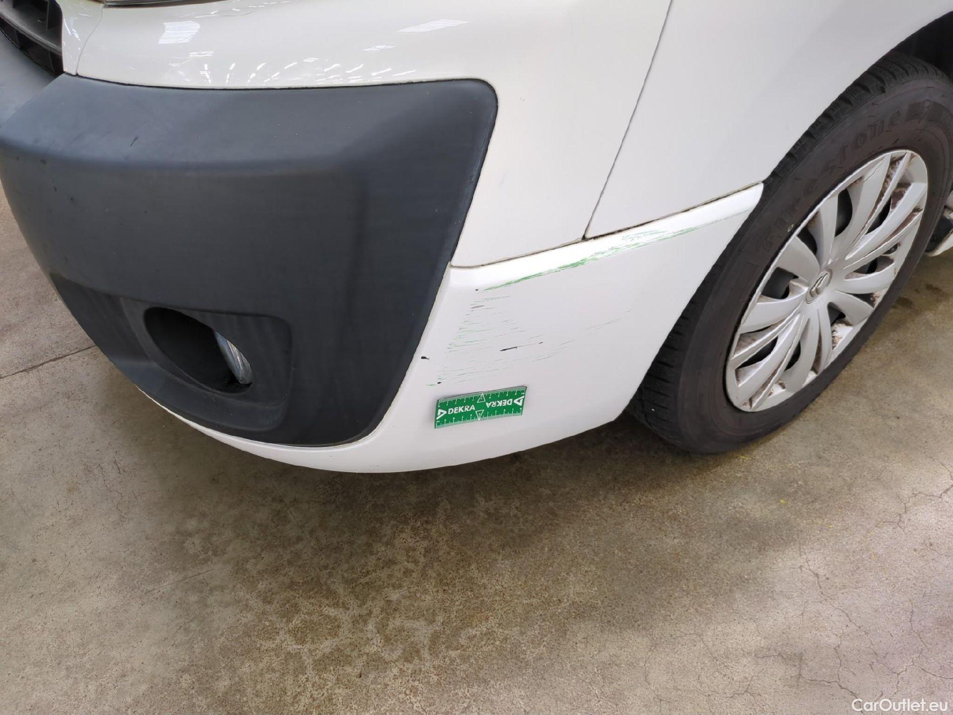  Citroen  Jumpy CITROEN  Multispace 4p Combi L1H1 HDi 125 BVM6 Confort 8/9 places #47