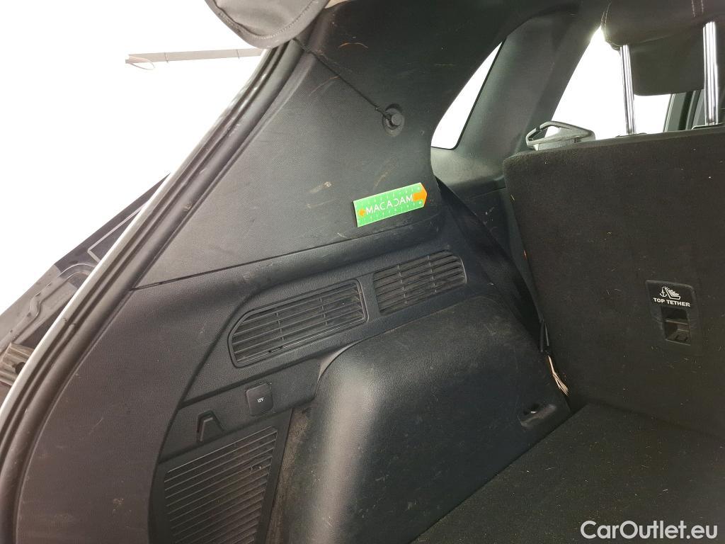  Ford  Kuga FORD  / 2019 / 5P / SUV 2.5 Dur 225 hybrid PHEV Pshift Titanium #66