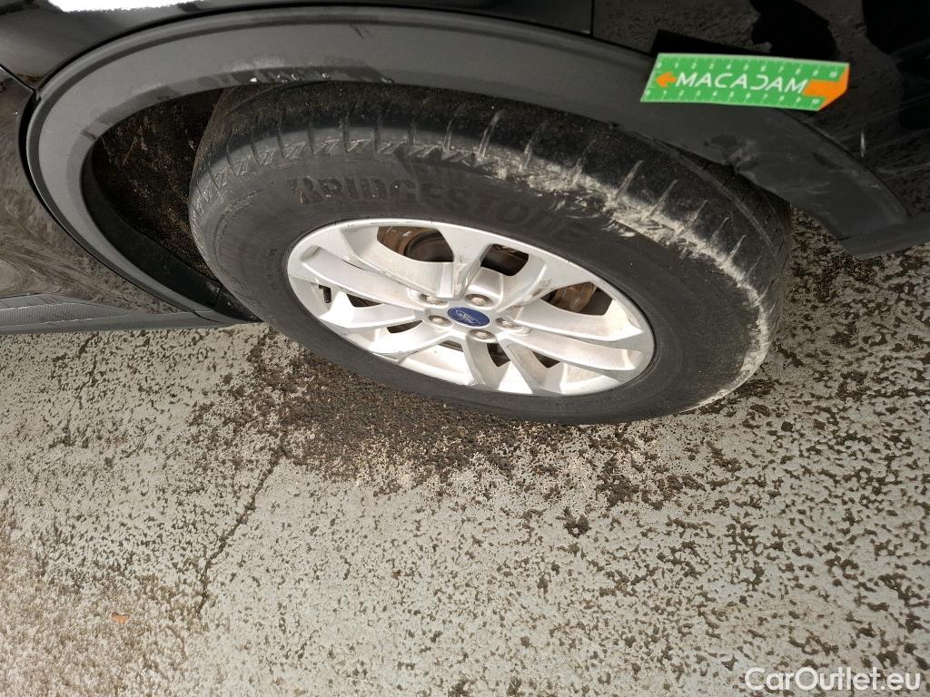  Ford  Kuga FORD  / 2019 / 5P / SUV 2.5 Dur 225 hybrid PHEV Pshift Titanium #93