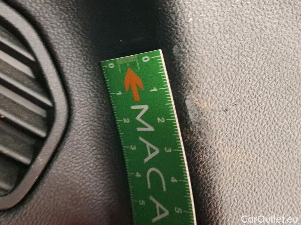  Ford  Kuga FORD  / 2019 / 5P / SUV 2.5 Dur 225 hybrid PHEV Pshift Titanium #64