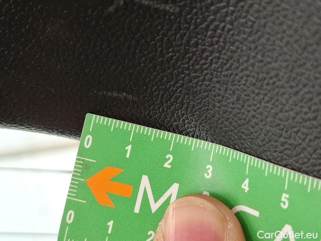  Ford  Kuga FORD  / 2019 / 5P / SUV 2.5 Dur 225 hybrid PHEV Pshift Titanium #79