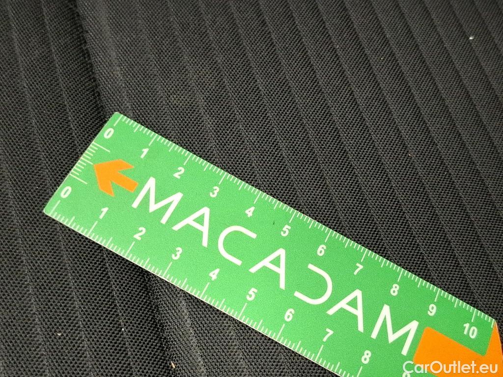  Ford  Kuga FORD  / 2019 / 5P / SUV 2.5 Dur 225 hybrid PHEV Pshift Titanium #104