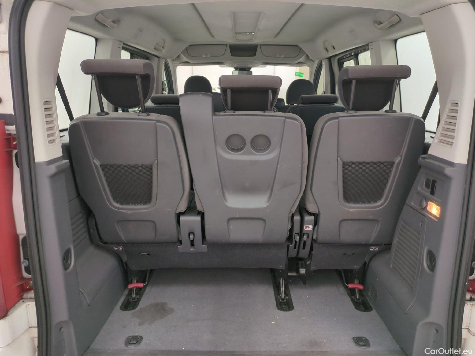  Citroen  Jumpy CITROEN  Multispace 4p Combi L1H1 HDi 125 BVM6 Confort 8/9 places #16