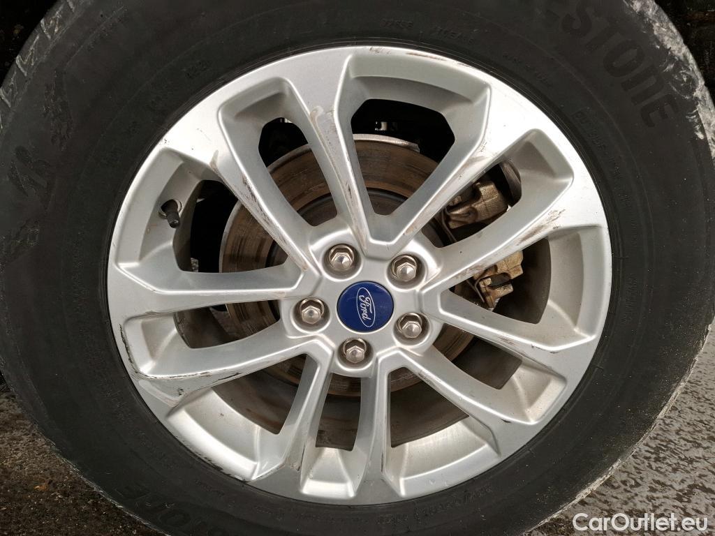  Ford  Kuga FORD  / 2019 / 5P / SUV 2.5 Dur 225 hybrid PHEV Pshift Titanium #46