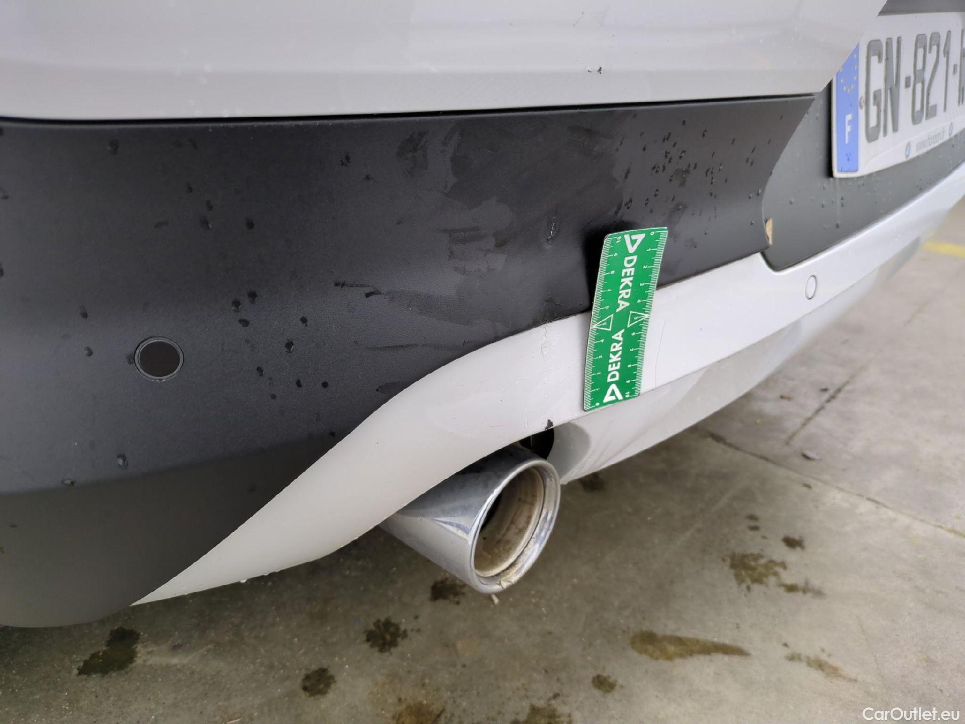  Bmw  X2 Série  sDrive 18i Lounge 1.5 135CV BVA7 E6d #37