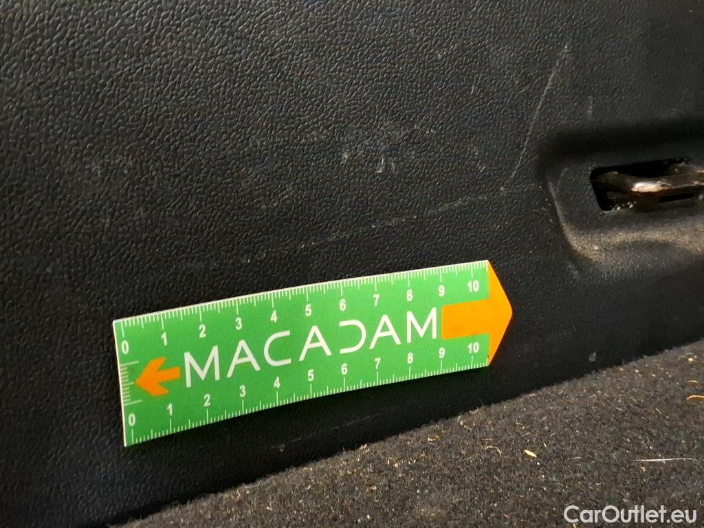  Ford  Kuga FORD  / 2019 / 5P / SUV 2.5 Dur 225 hybrid PHEV Pshift Titanium #73