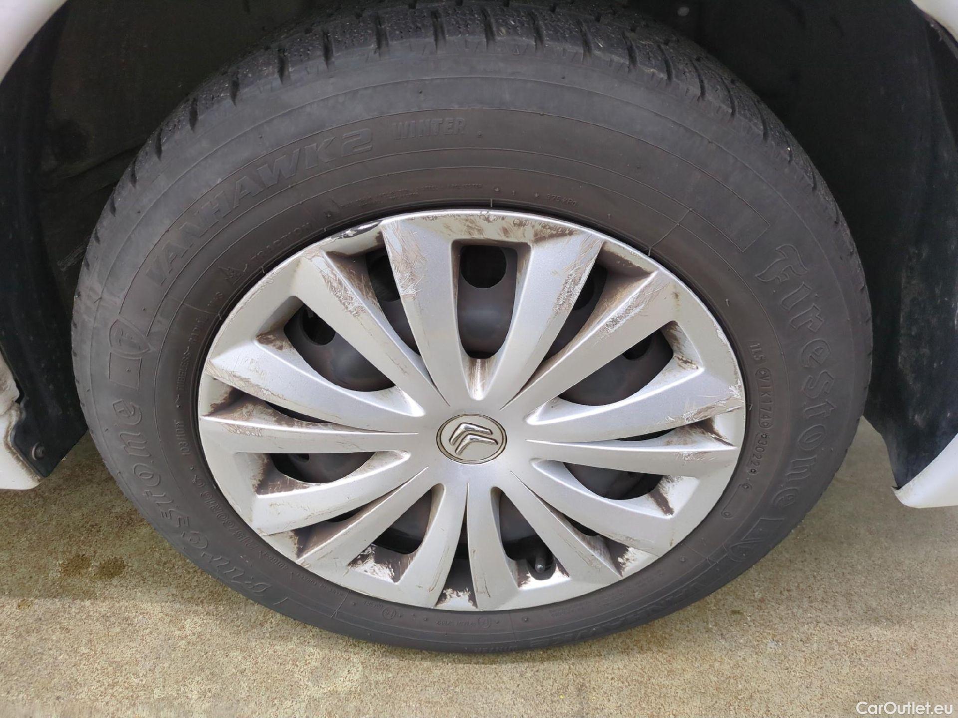  Citroen  Jumpy CITROEN  Multispace 4p Combi L1H1 HDi 125 BVM6 Confort 8/9 places #22