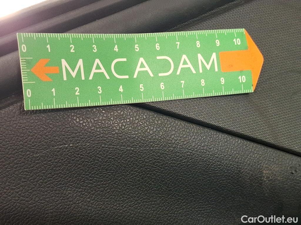  Ford  Kuga FORD  / 2019 / 5P / SUV 2.5 Dur 225 hybrid PHEV Pshift Titanium #68