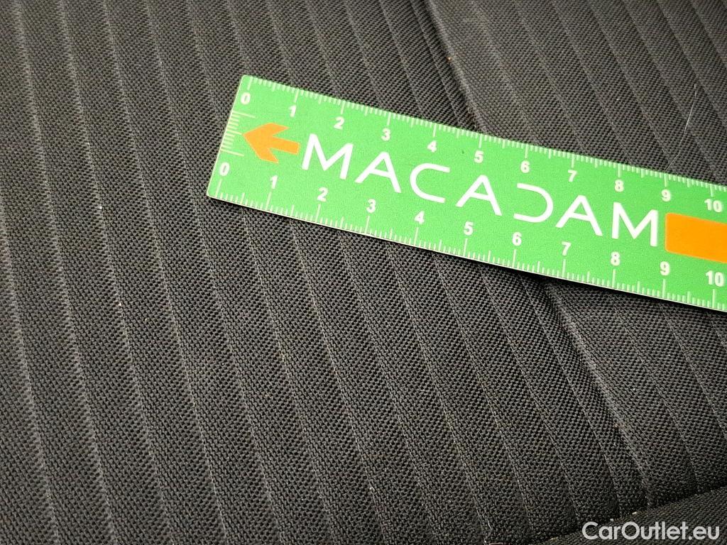  Ford  Kuga FORD  / 2019 / 5P / SUV 2.5 Dur 225 hybrid PHEV Pshift Titanium #106