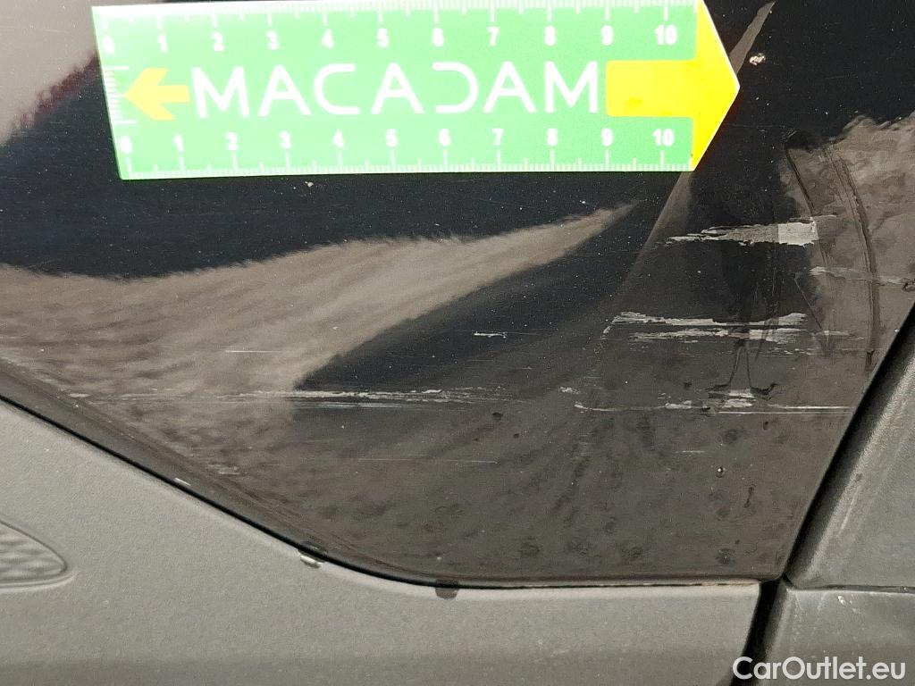  Ford  Kuga FORD  / 2019 / 5P / SUV 2.5 Dur 225 hybrid PHEV Pshift Titanium #7