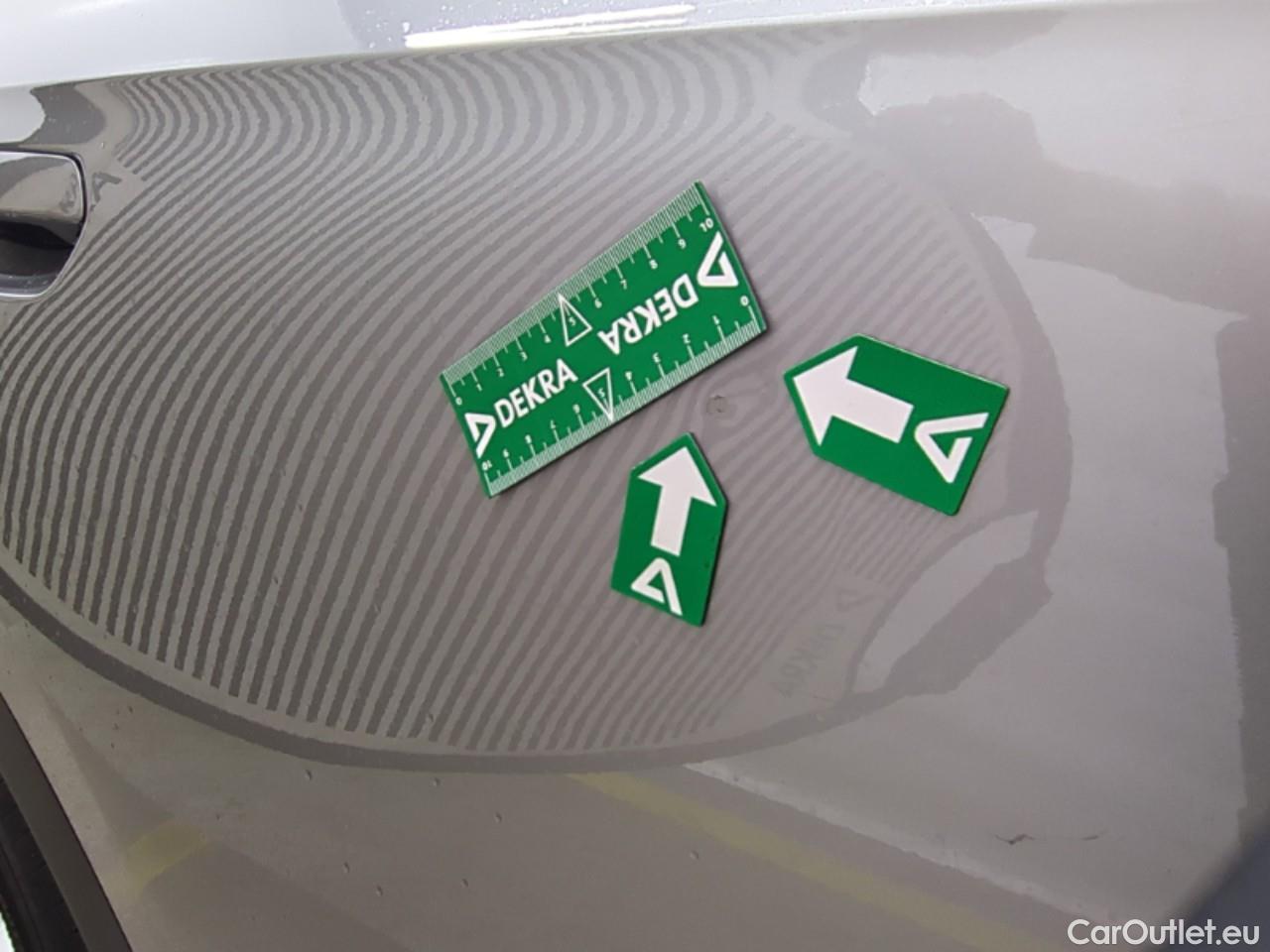  Bmw  X1 BMW  / 2022 / 5P / SUV sDrive18i Business Design DKG7 #6