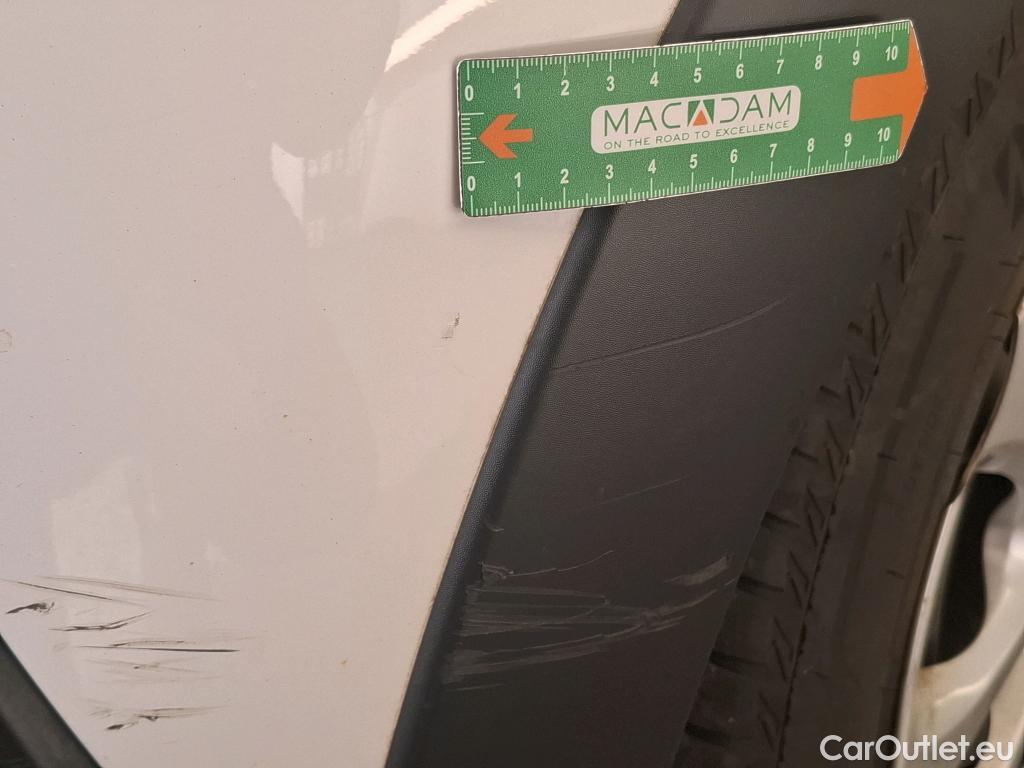  Citroen  C3  Feel Business 1.5 BlueHDI 100CV BVM5 E6dT #48